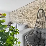 Maison Familiale Traditionnelle Avec Terrasse Saint-Jean-d'Angle