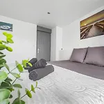 Maison Familiale Traditionnelle Avec Terrasse Villa *