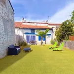 Villa Maison Familiale Traditionnelle Avec Terrasse