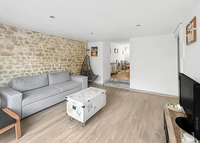 Maison Familiale Traditionnelle Avec Terrasse