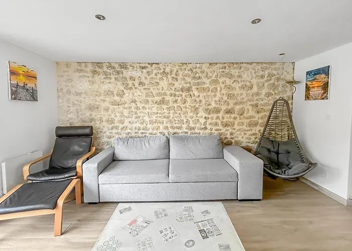 Maison Familiale Traditionnelle Avec Terrasse * Saint-Jean-d'Angle