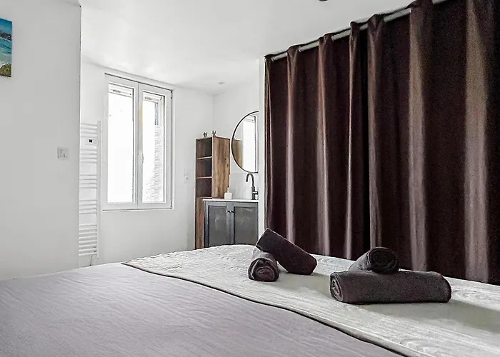 Maison Familiale Traditionnelle Avec Terrasse Villa *