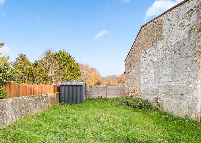 Maison Familiale Traditionnelle Avec Terrasse * Saint-Jean-d'Angle