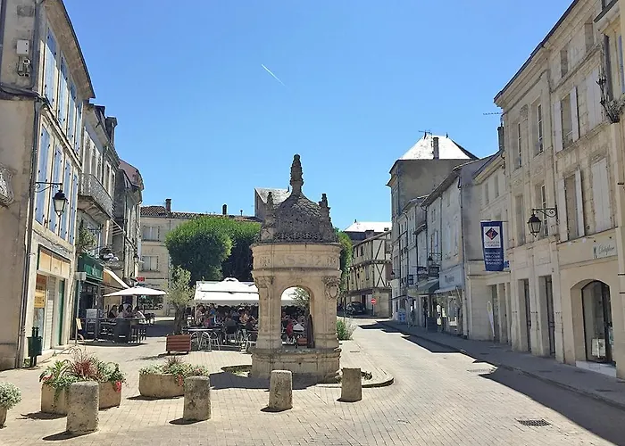 Maison Familiale Traditionnelle Avec Terrasse Villa Saint-Jean-d'Angle