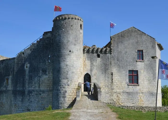 Maison Familiale Traditionnelle Avec Terrasse